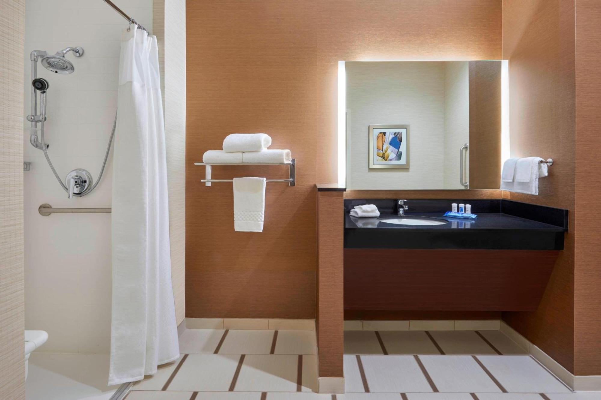 Fairfield By Marriott Niagara Şelalesi Dış mekan fotoğraf